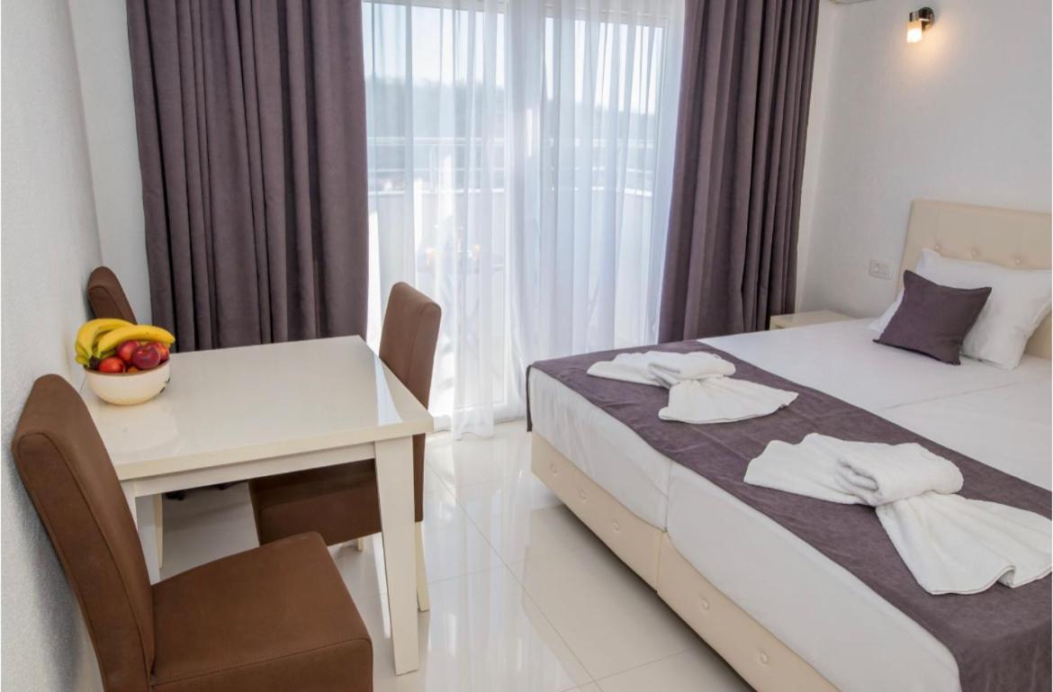 Apartmani Nela ストモレ エクステリア 写真